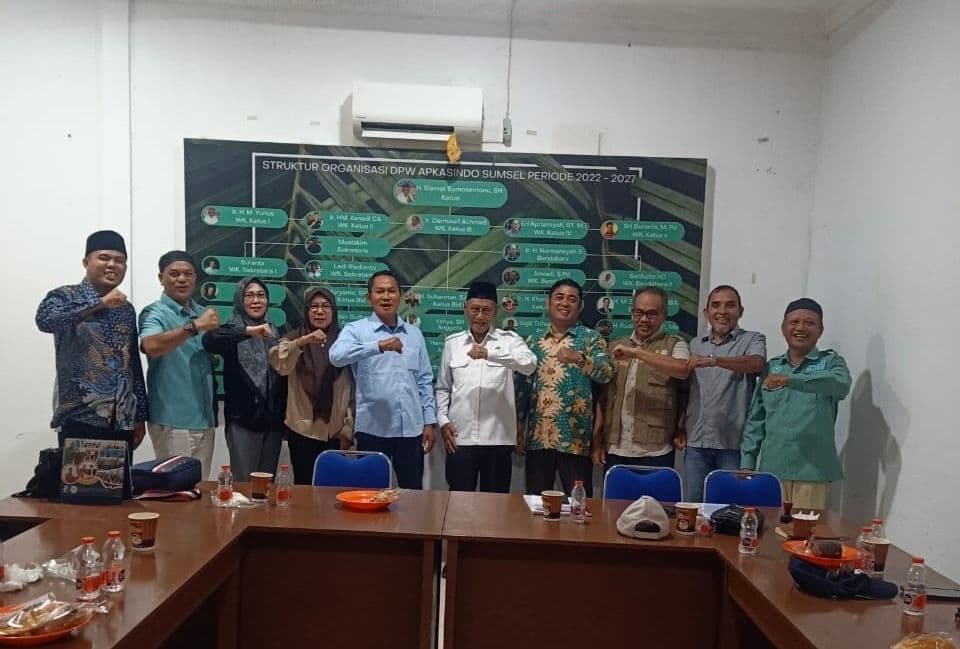 Kunjungan Kerja DPRD Bangka Tengah ke DPW Apkasindo Sumsel, Bahas Tata Kelola Harga TBS dan Perlindungan Petani