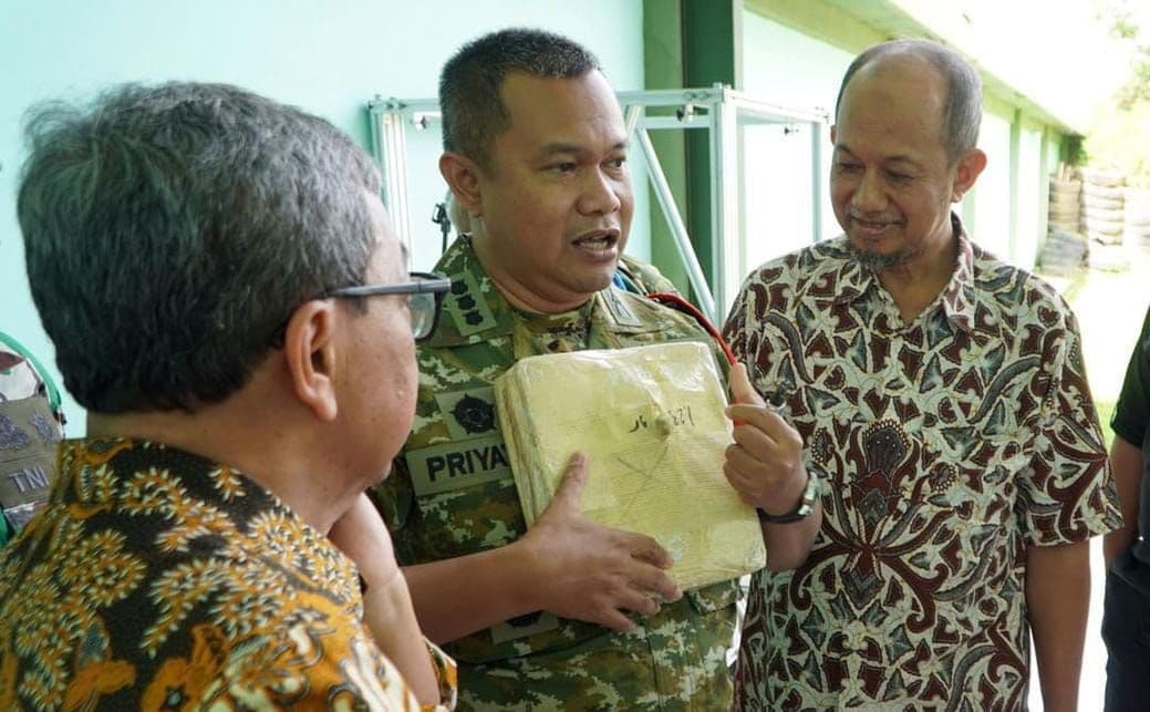 Limbah Sawit Naik Kelas, Rompi Antipeluru Inovasi IPB Lolos Uji TNI AD
