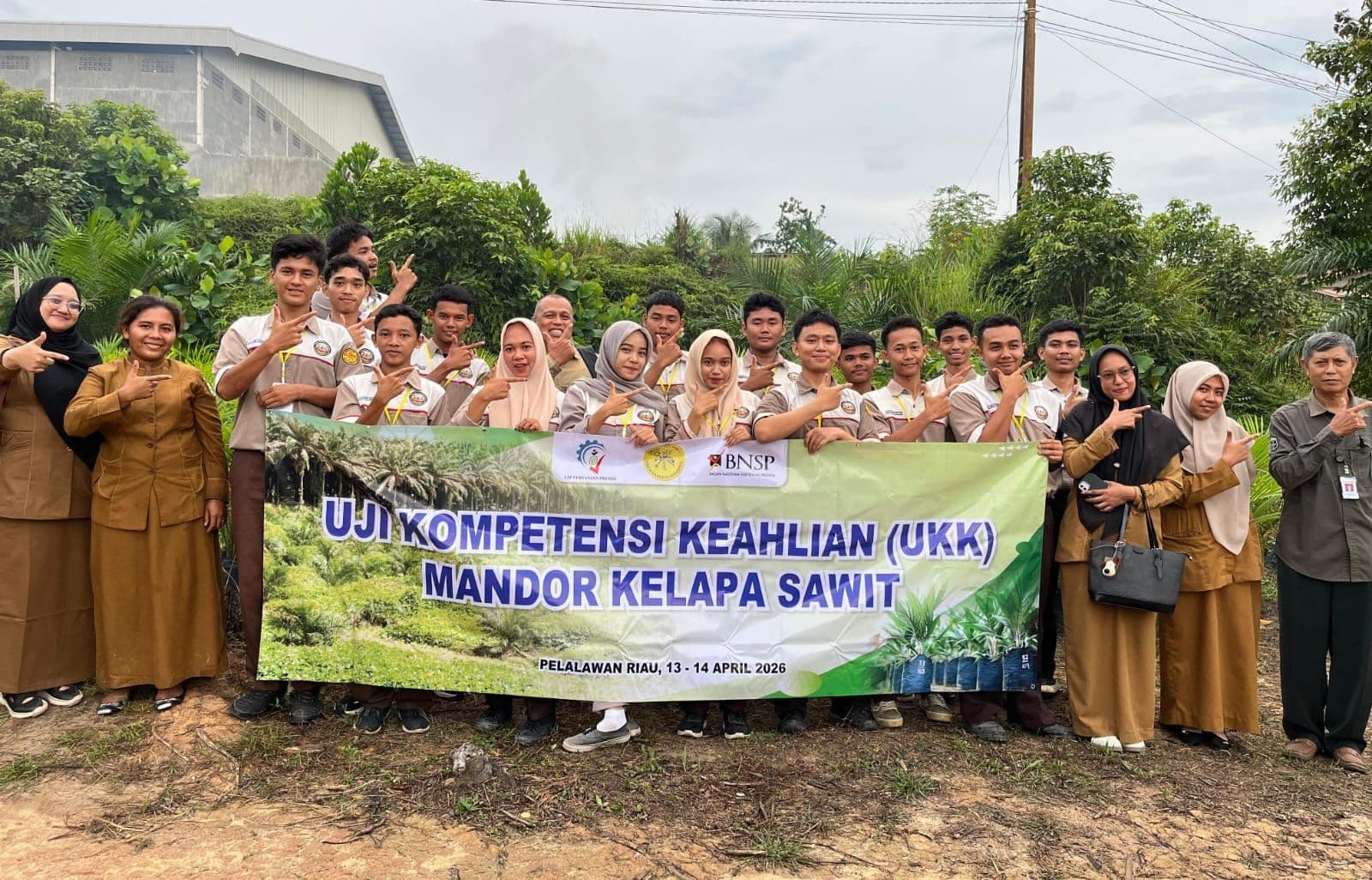 SMK Kelapa Sawit Arsya Ganeeta Indonesia Laksanakan UKK Sertifikasi Mandor Besar