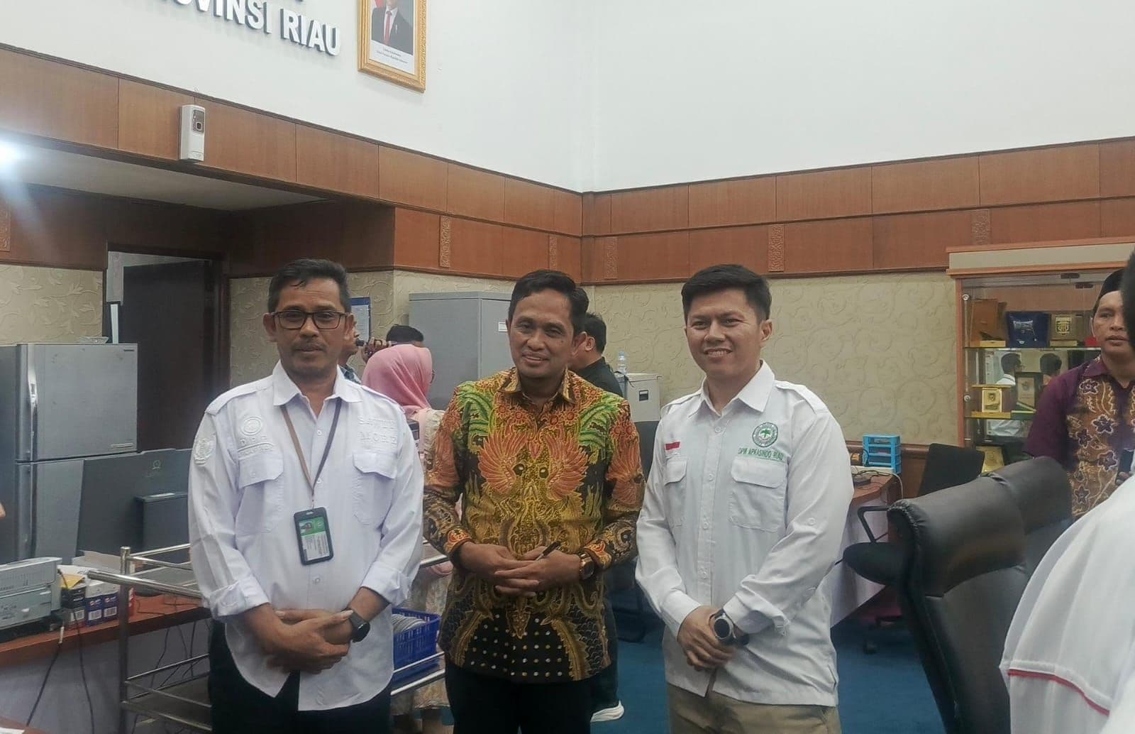 APKASINDO Riau Hadiri Rapat Pansus DPRD, Dorong Optimalisasi PAD Tanpa Bebani Petani Sawit