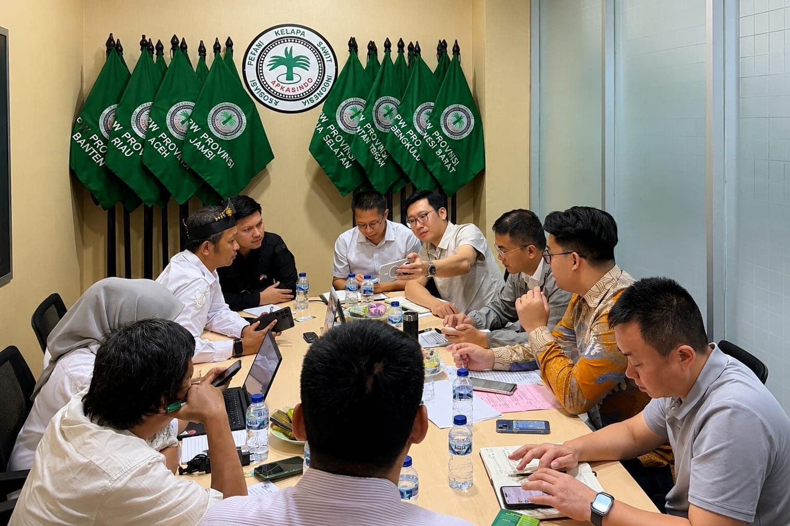 Delegasi Guangxi China Kunjungi Kantor DPP APKASINDO, Bahas Peluang Kerja Sama Teknologi Sawit