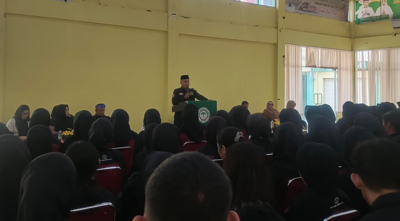 Jangan Sia-siakan Kesempatan, APKASINDO Riau Minta Penerima Beasiswa Sawit Serius Kuliah