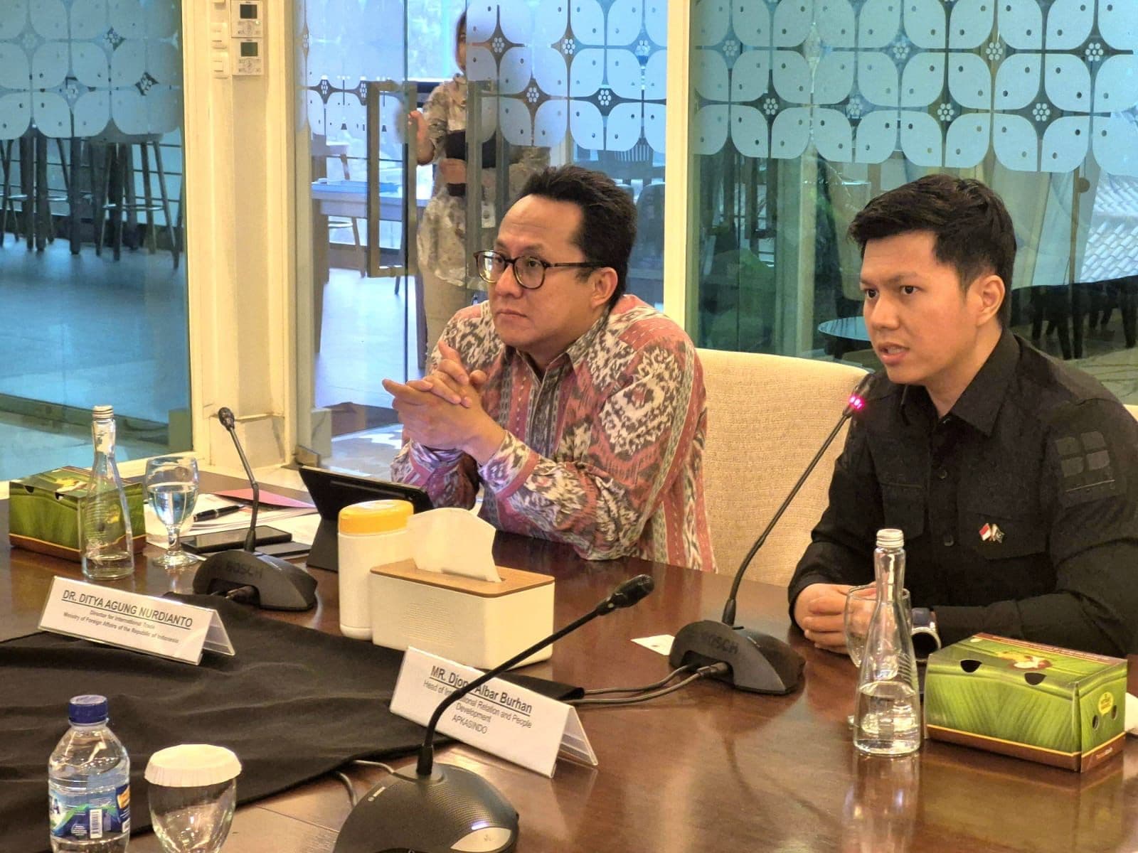 APKASINDO di Kemenlu : Sawit Indonesia Berpacu Dengan Waktu. BKSN Adalah Wajib Sebelum Terlambat