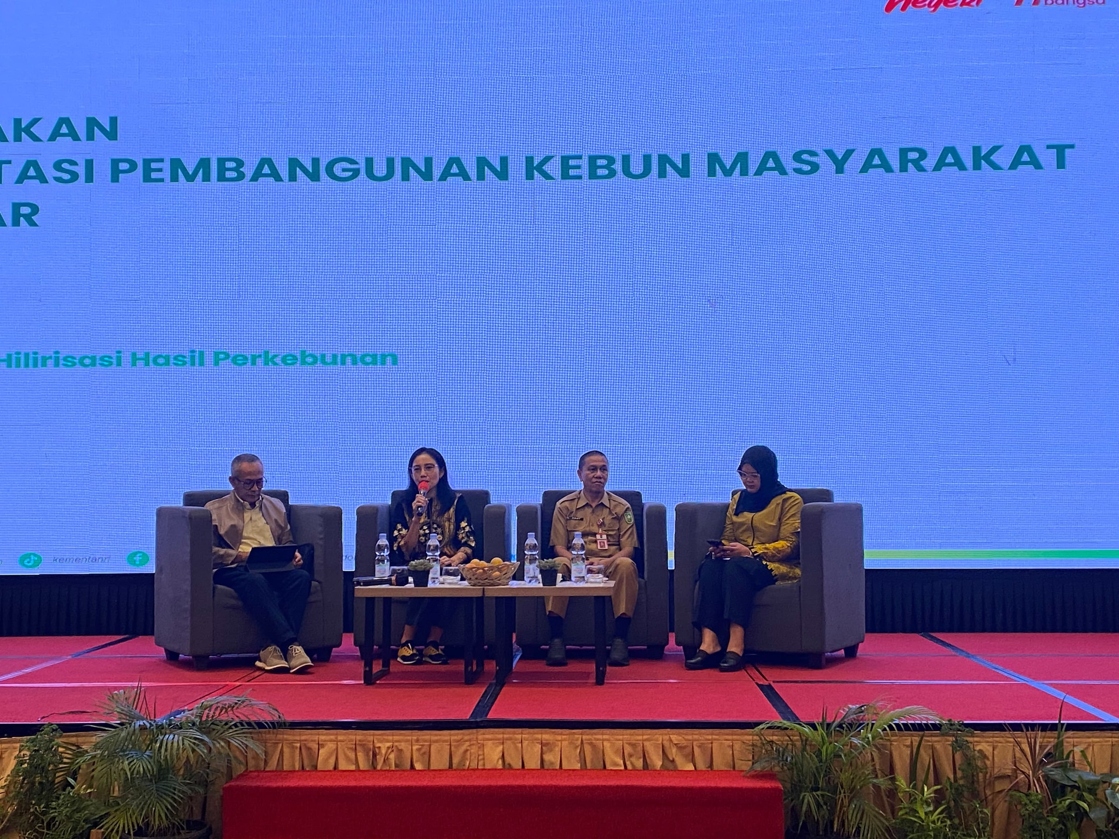 Riau Dorong Kesamaan Persepsi FPKMS untuk Perkuat Kemitraan Sawit dan Petani