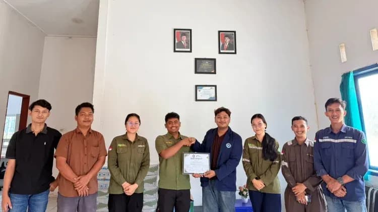 Mahasiswa Polbeng Bangun Website Perusahaan Sawit, Hasil KKP Jadi Solusi Digital