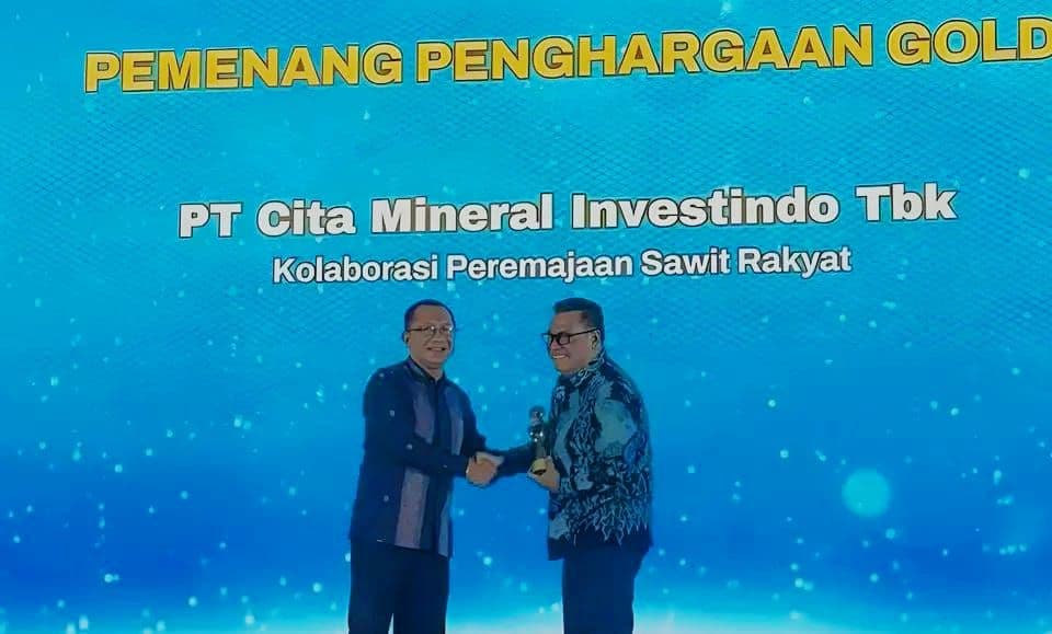 Bangun Desa Sekitar Wilayah Operasional Lewat PSR, PT CMI Didapuk Penghargaan dalam Ajang CSR & Pengembangan Desa Berkelanjutan Awards 2025