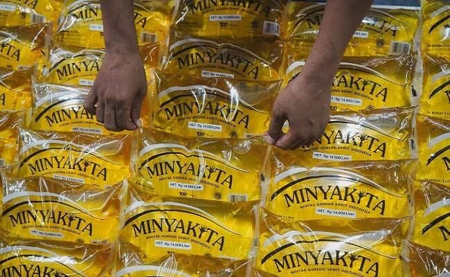 Koperasi Sawit Setara Partisipasi Lancarkan Gerakan Pangan Murah di Pelalawan dalam Rangka Hari Santri Nasional 2025